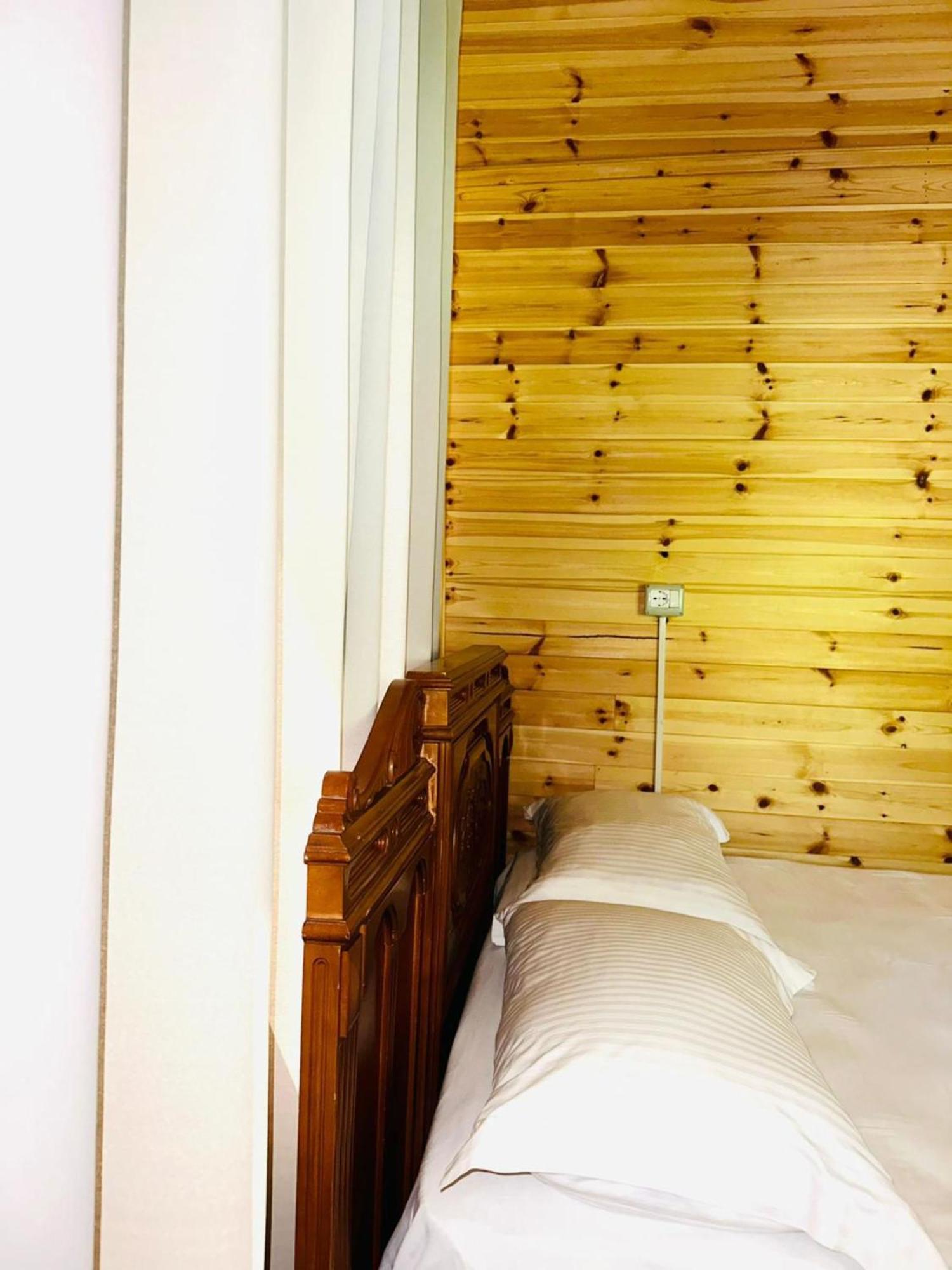 Bunec Seascape Villa Piqeras Ngoại thất bức ảnh