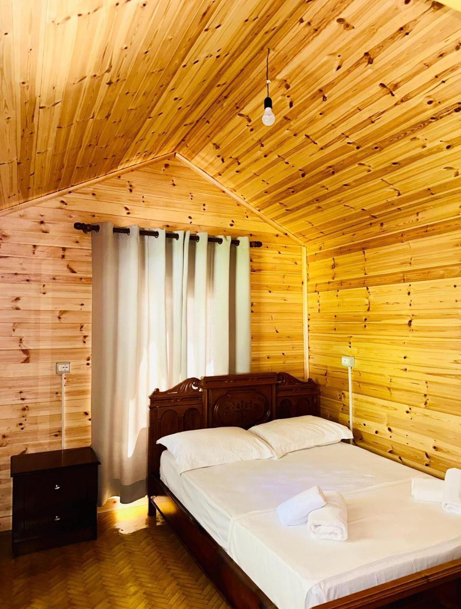 Bunec Seascape Villa Piqeras Ngoại thất bức ảnh