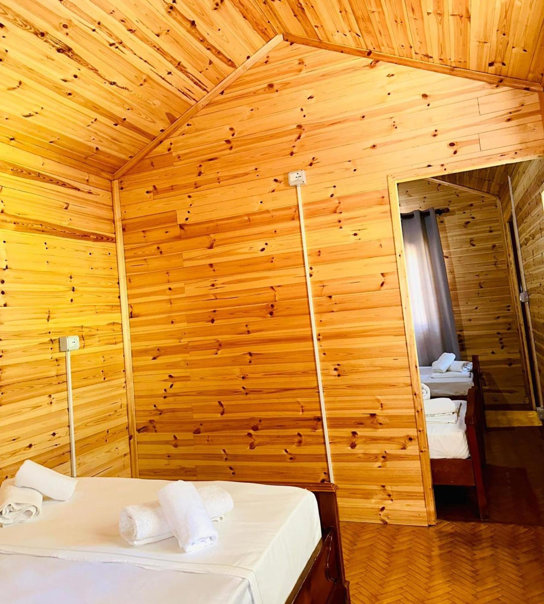 Bunec Seascape Villa Piqeras Ngoại thất bức ảnh